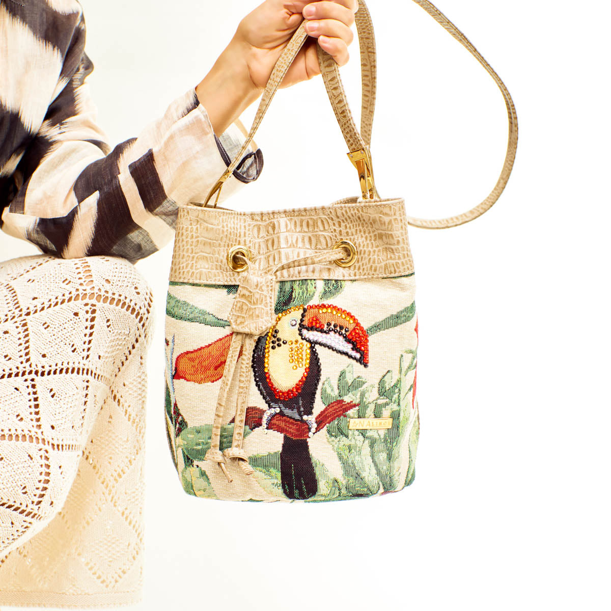 Bolso Tropical Bucket - Ana Lince Accesorios - Accesorios para Mujer - Atemporales & Sostenibles